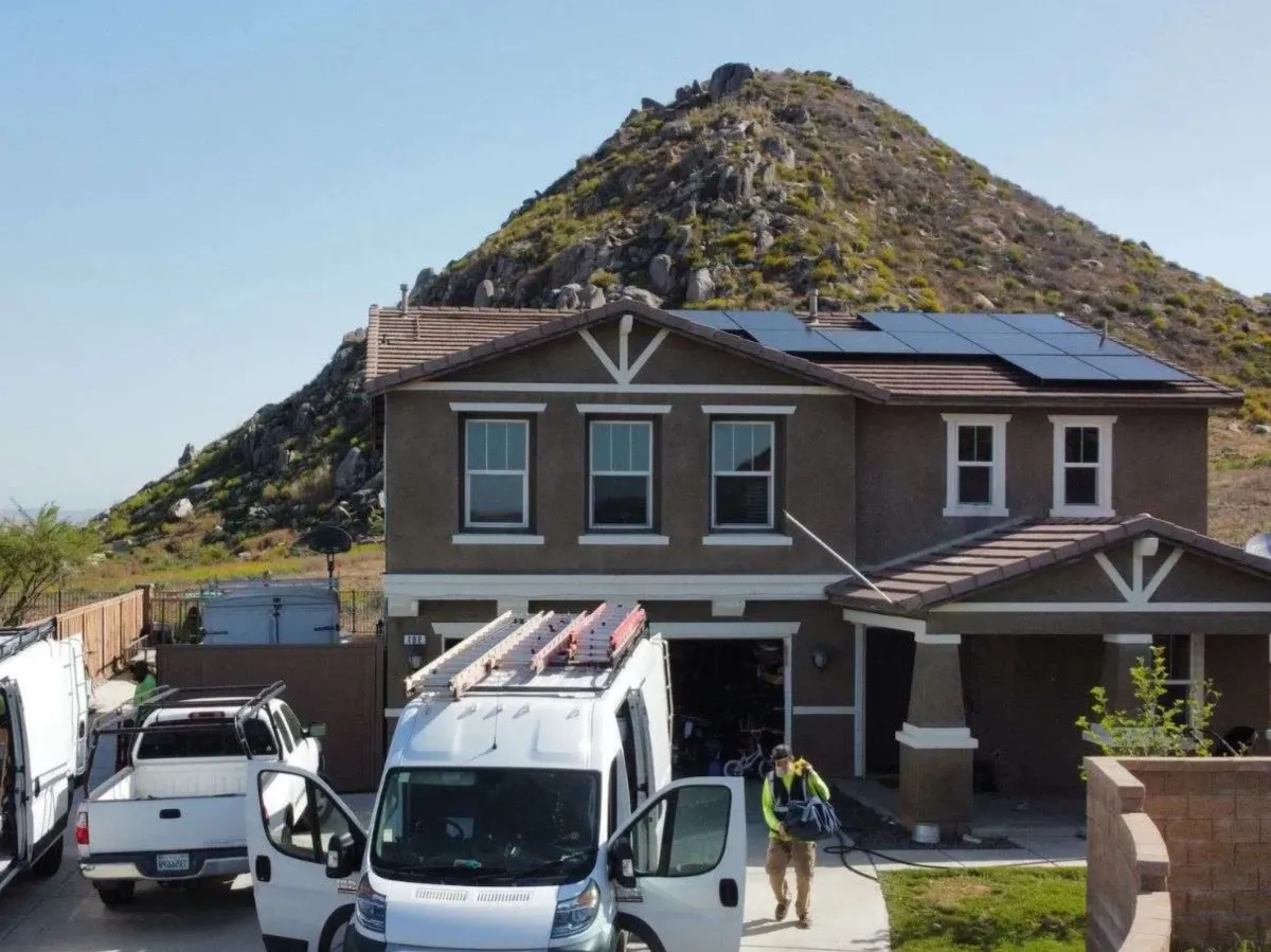 Completed Guyou solar installation 5
